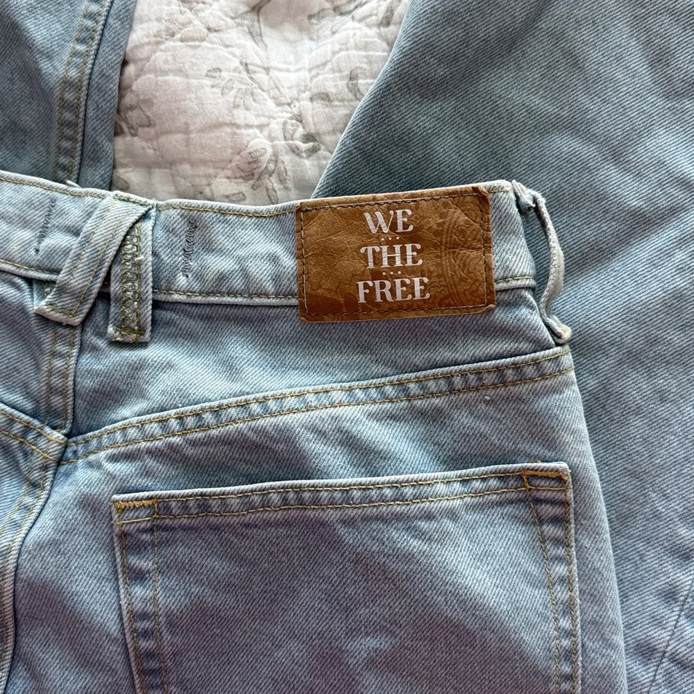 EUC We The Free A New Day Jeans 26 - Picture 9 of 10